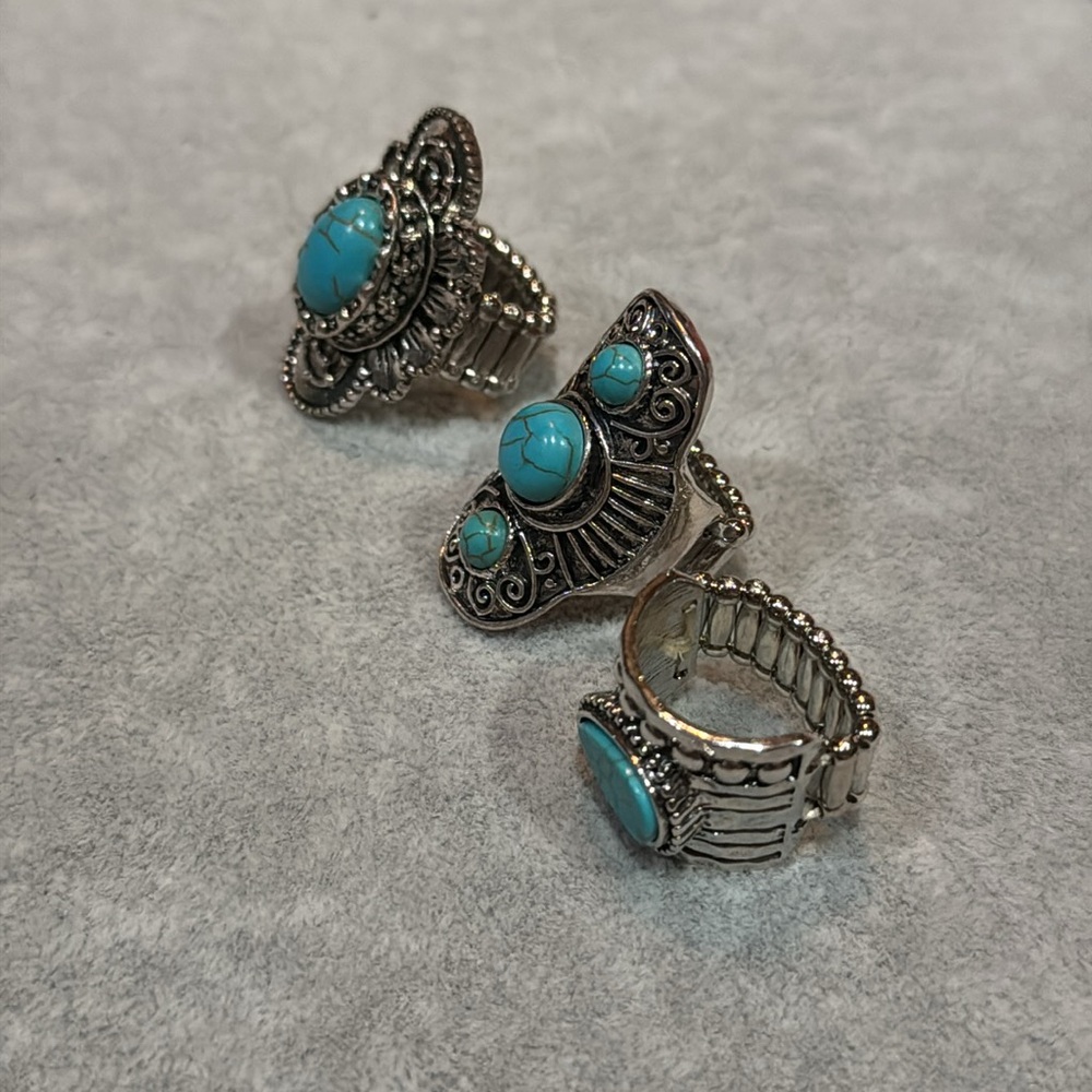 Turquoise rings - Picture 2 of 3